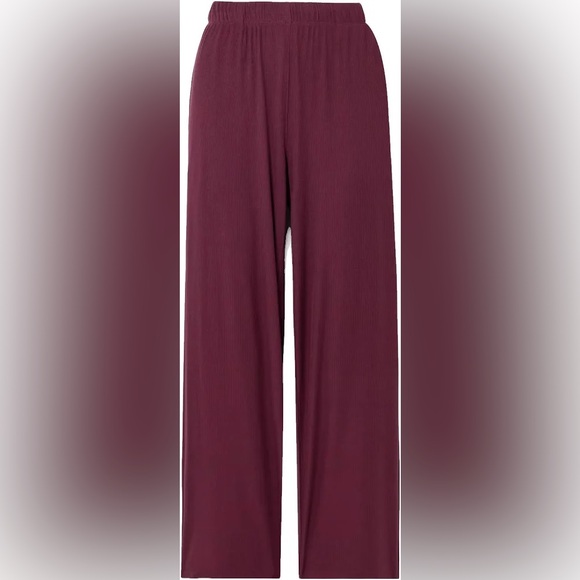 SKIMS Burgundy Lounge Pants - Picture 4 of 5